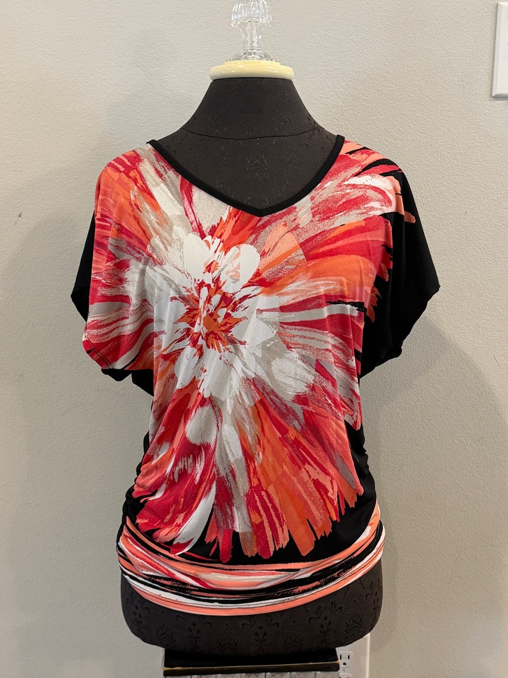 CS Focus Studio Floral Dolman Sleeve Top Black Coral Ruched